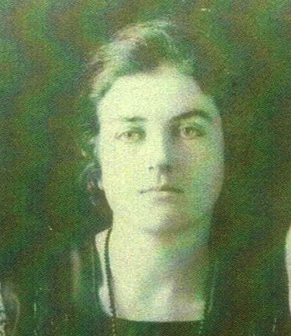 Photo of photos/Margaret Florence McLennan b abt 1901 R Denys portrait